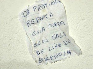 12fev13-preso-bilhete.2