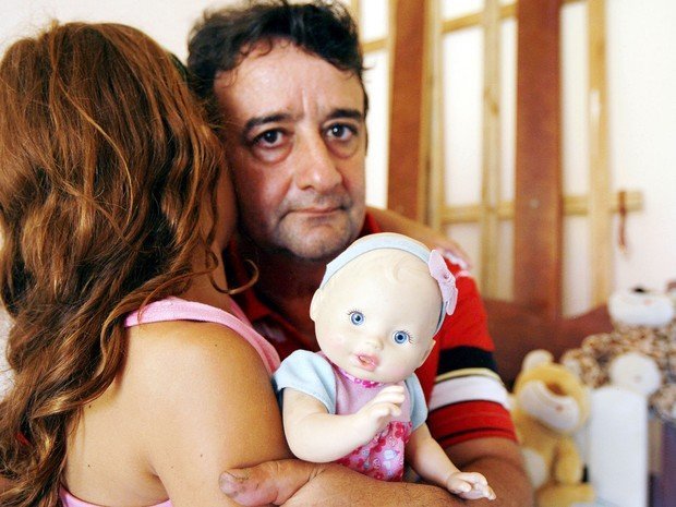 27fev13-padre.abuso.2