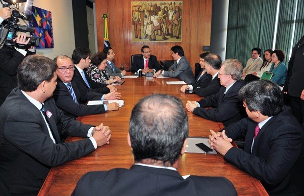 06jun13-pec37-votacao.2